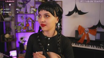 Evelinn - it’s wednesday night…do you want some Wednesday company, or are you afraid of a little darkness?😏🥀 585 till hot tease