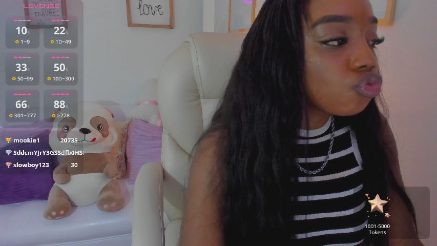 Live Stream of Zobe_love