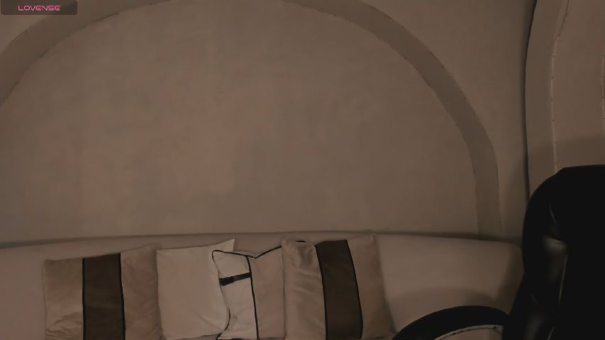 JadeEvanss online image