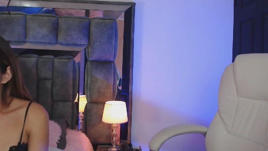 Christaly1's MyFreeCams show and profile