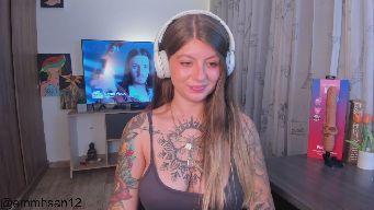 Emmaa_hostt - A lazy day, so you can fuck me doggy-style all afternoon and I can feel your cum running down my legs 111 @suck tits