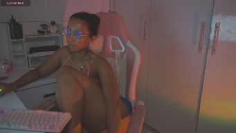 Lulita - Hello guys...Topless? 444 countdown, 0 earned, 444 left until show