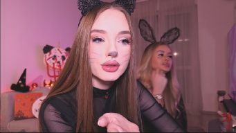 petitegonwild - Halloween Stream with Rapunzel_ , PINATA SMASH GOAL ON SHARE 5690 until SPOOKY GOAL - HTS PRIZE : GOODNIGHT CALL FROM US