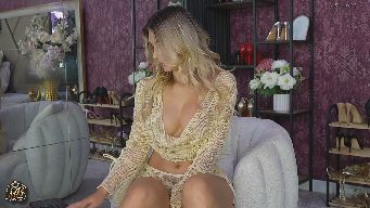 MishelleBrizo - Touch my soft skin and taste my goodies ❤️ Dominate me with your vibes 🔥 Show me your love and make me moan as much as you want