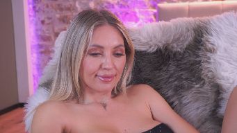 JoanneXOXO - Hello everyone! lushy in /77-song/ 444-snap f life/ 200-flash/fav vibes 701-1111/99-pm/111- stand and tease