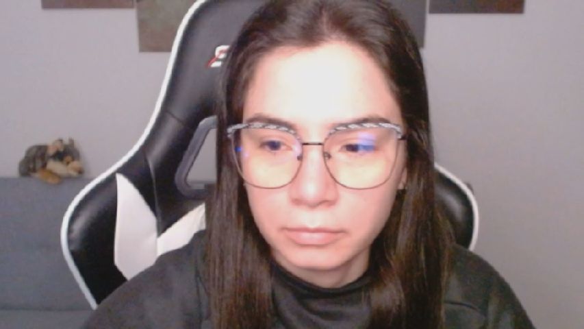 LycanGirl live