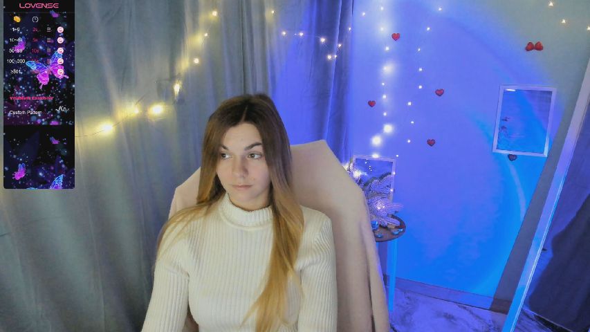 Missi_More's MyFreeCams show and profile