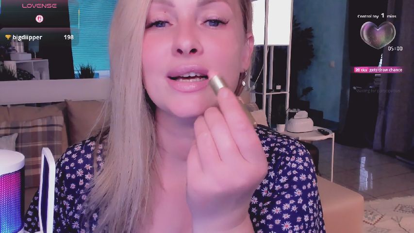 Libby_Nora's MyFreeCams show and profile