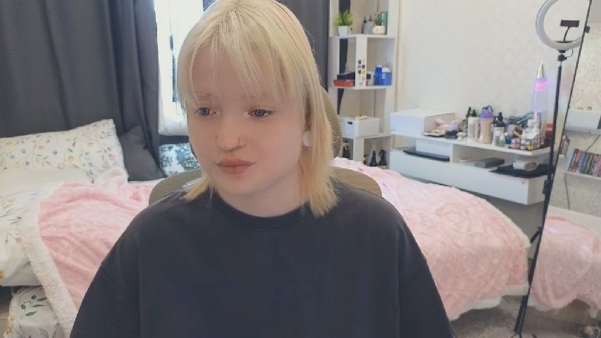 GlimmerGirly live