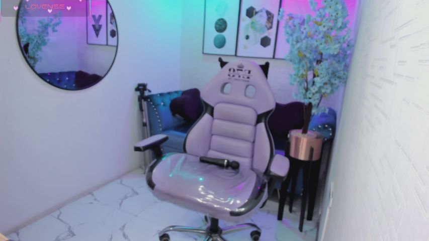 Tiara_rr live