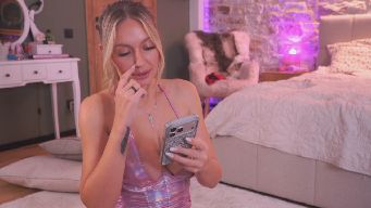 JoanneXOXO - Hello everyone! lushy in /77-song/ 444-snap f life/ 200-flash/fav vibes 701-1111/99-pm/111- stand and tease// 931 till topless