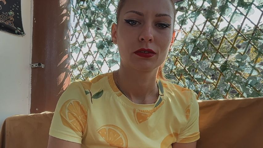 Karoline121 live