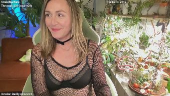 sweetbratkate - Feral Kitty Kat roaming the hood! 269 skirt off & 420 |Lovense ON 25-88-100