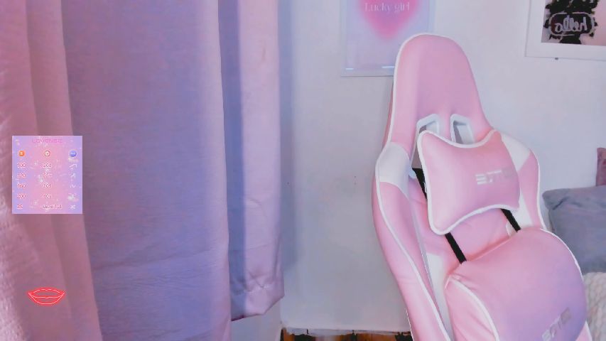 Dulce_doll's MyFreeCams show and profile