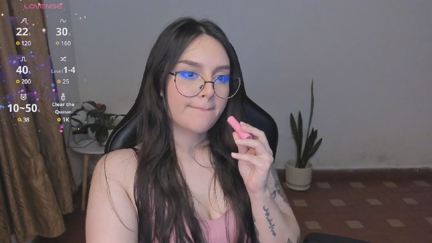 jxssicx23's MyFreeCams show and profile