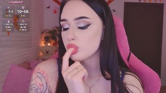 Nekodarii - Hot Titsjob Show 467