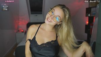 Alexis__Texas - Friday Funday! Drive me crazy with vibes 111|222|333|555 Make me instantly wet! Ice boobs 38 Premium spin 125!