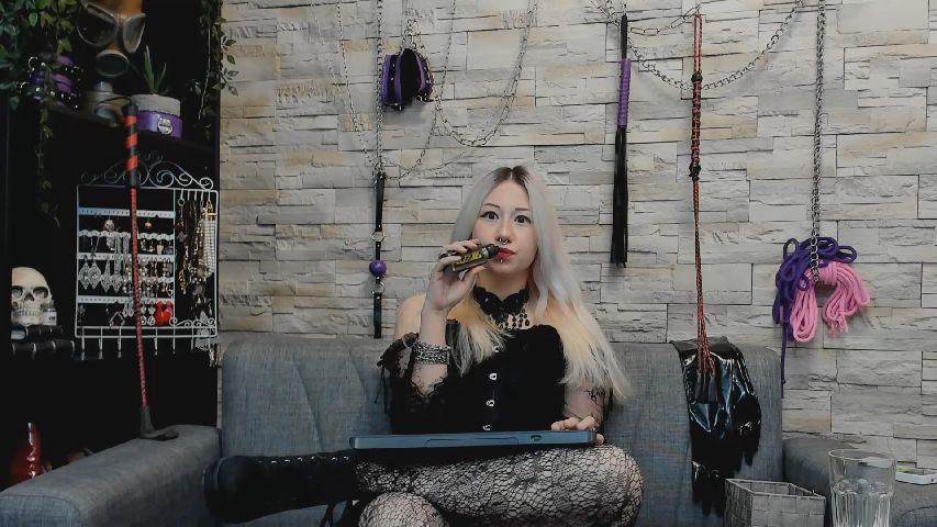 MissK live