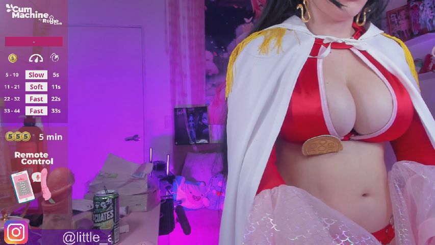 Live Stream of Little_ary