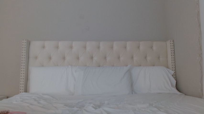 Nikkixtaylor live