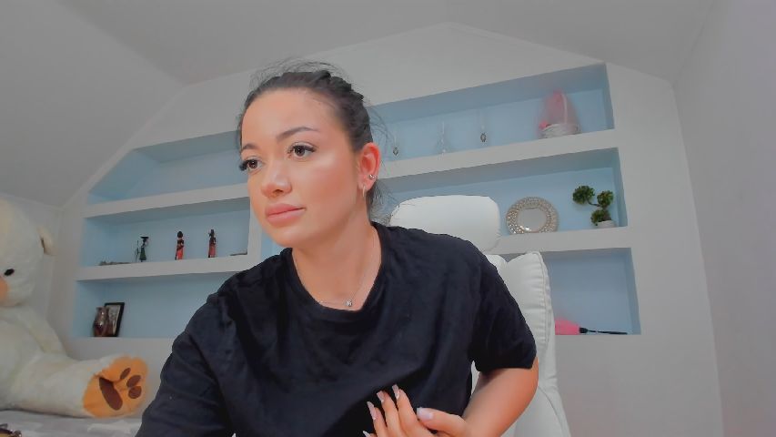 BellaDiamond live