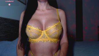 Alli_ - Hi🍰 9995 until cum a river🍰Fav Vibes 333/444/501/1001/1501/🍰doggy 95🍰TITS 200🍰nude 900🍰control toy 1000