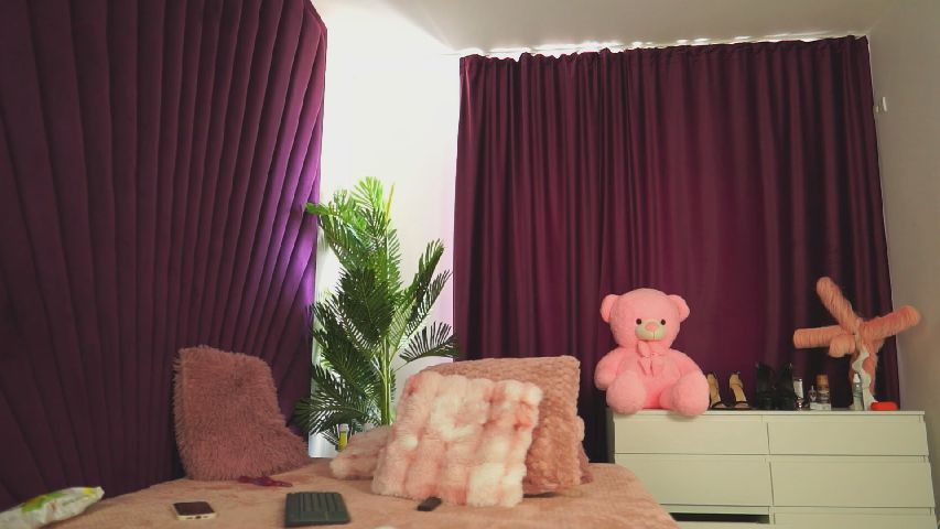 IsLucyCherry live