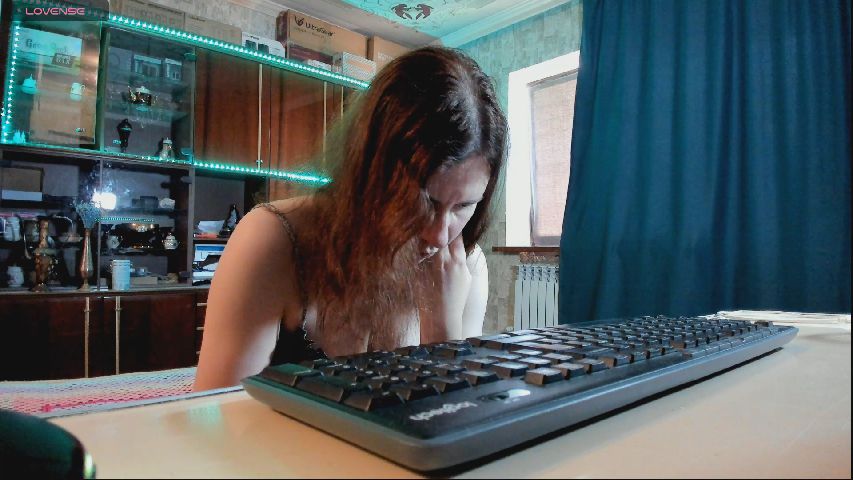 WinterGoddess's MyFreeCams show and profile