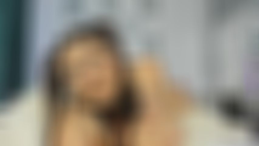 Bo0ty_queen_'s MyFreeCams show and profile