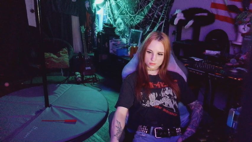 XLilithxMoonX live