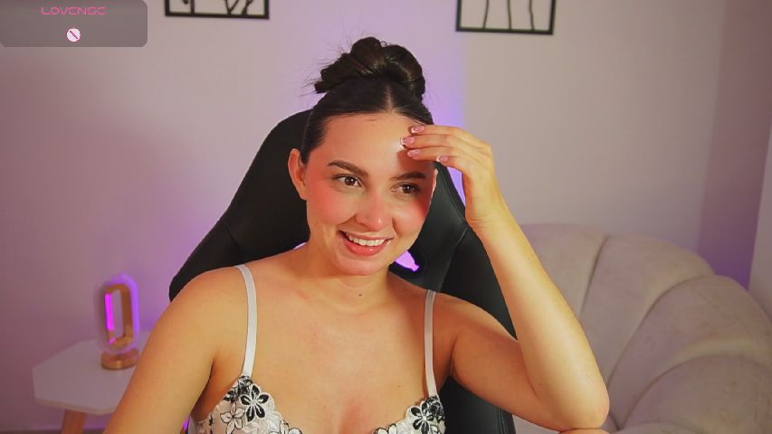 AliceHarper_ live