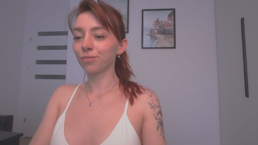 LoveAmeli's MyFreeCams show and profile