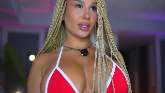 EvaKeen - confidence, and a blonde who loves to flirt! Fav levels 20/44/99/111/333