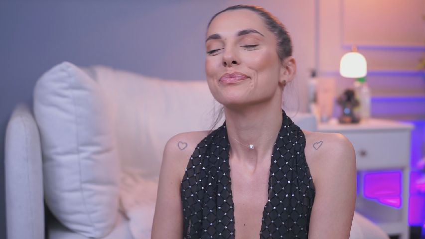EllyLynn online image
