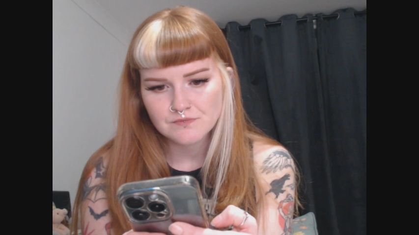 Live Stream of GingerMinnie