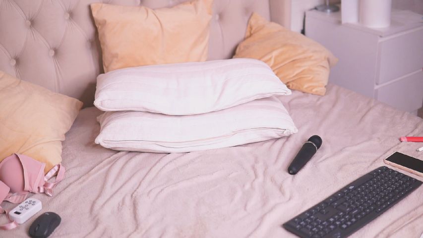 AprilHadid online image