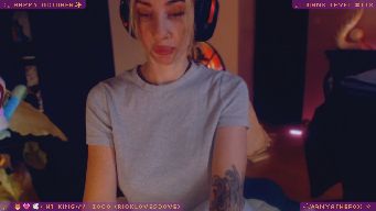 LoveDove - Hii🎃🕸️ | hello B00bies:)) 3993 | fav vibe:💦444 | NEW camiversary wheel☸️ 712 | shot:🥃 666 | spiderwebbed bat:🦇1000