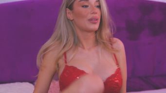 EllieRedd - Pretty,​Blonde & ​Packed ​with ​Surprises #​bigboobs #​orgasm #​blonde #​anal #​skinny #​lovense