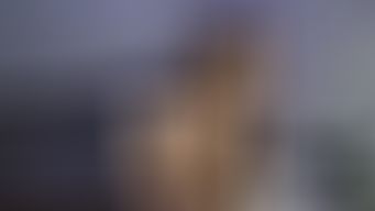 Anna_Online - Tease 175 |Song 25|Booty 75|Spanks 90|Boobs 100