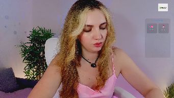 Cake_kiskis - Welcome to my room!