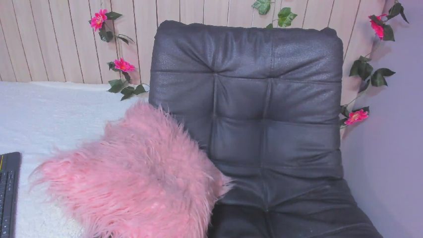 Live Stream of Alana_Klein