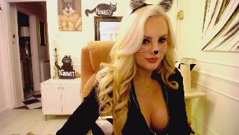 GingleK3lls - Meow! Boob tease in 2212 / Snap 100 / Friend Pm 300 / Love 33/333 or 3333 comes with big cat & a gin for Kell :P