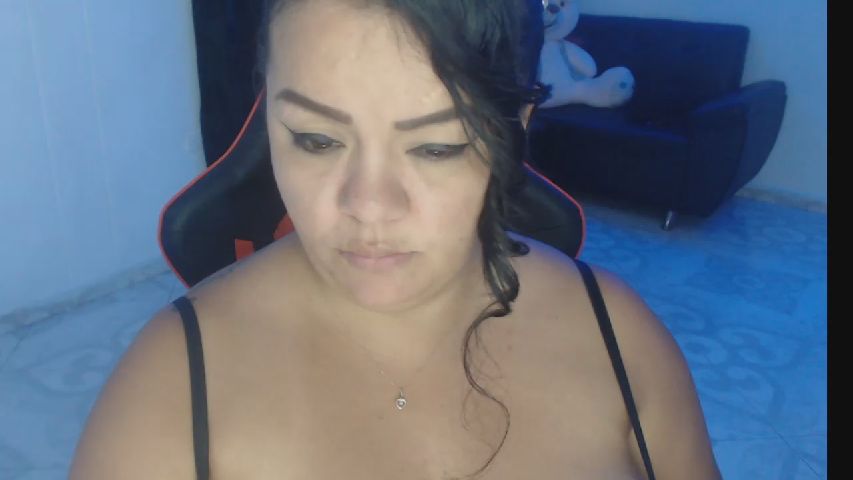 natachaxxx22's MyFreeCams show and profile