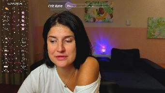 KissAlianna - Hi, guys! Welcome to my room. I love dancing, teasing, getting tips, and having fun in private chats and group chats