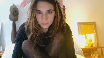 goonergirl - 3000 top off !!! tip 12 to bend over, tip 100 for friend add, tip 50 for booty flash, tip 70 for boob flash, tip 88 for cam watch