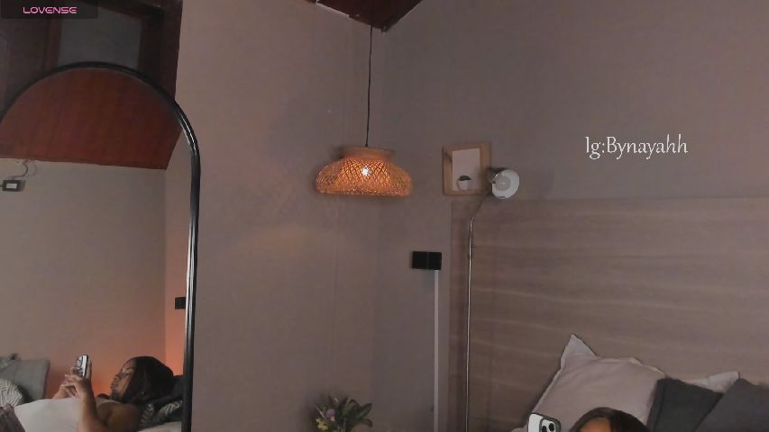 Nayah_ live
