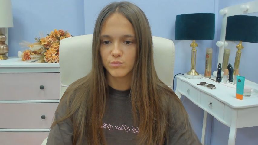 SexyEmily69 live