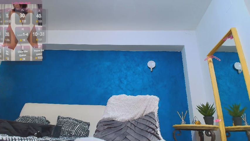 Anna_Lewis's MyFreeCams show and profile