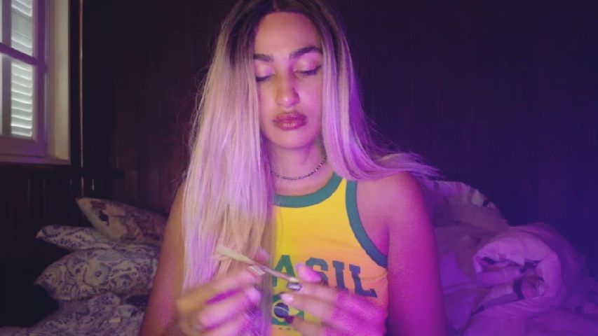 Hotviolets online profile