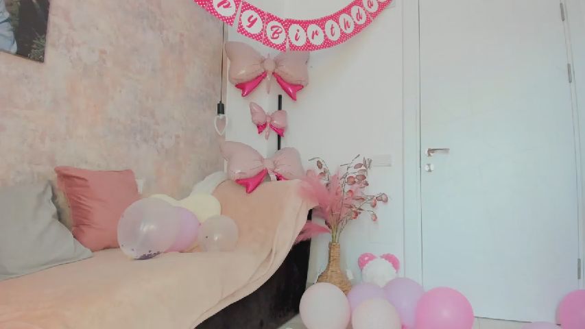 Erikabeee1 live